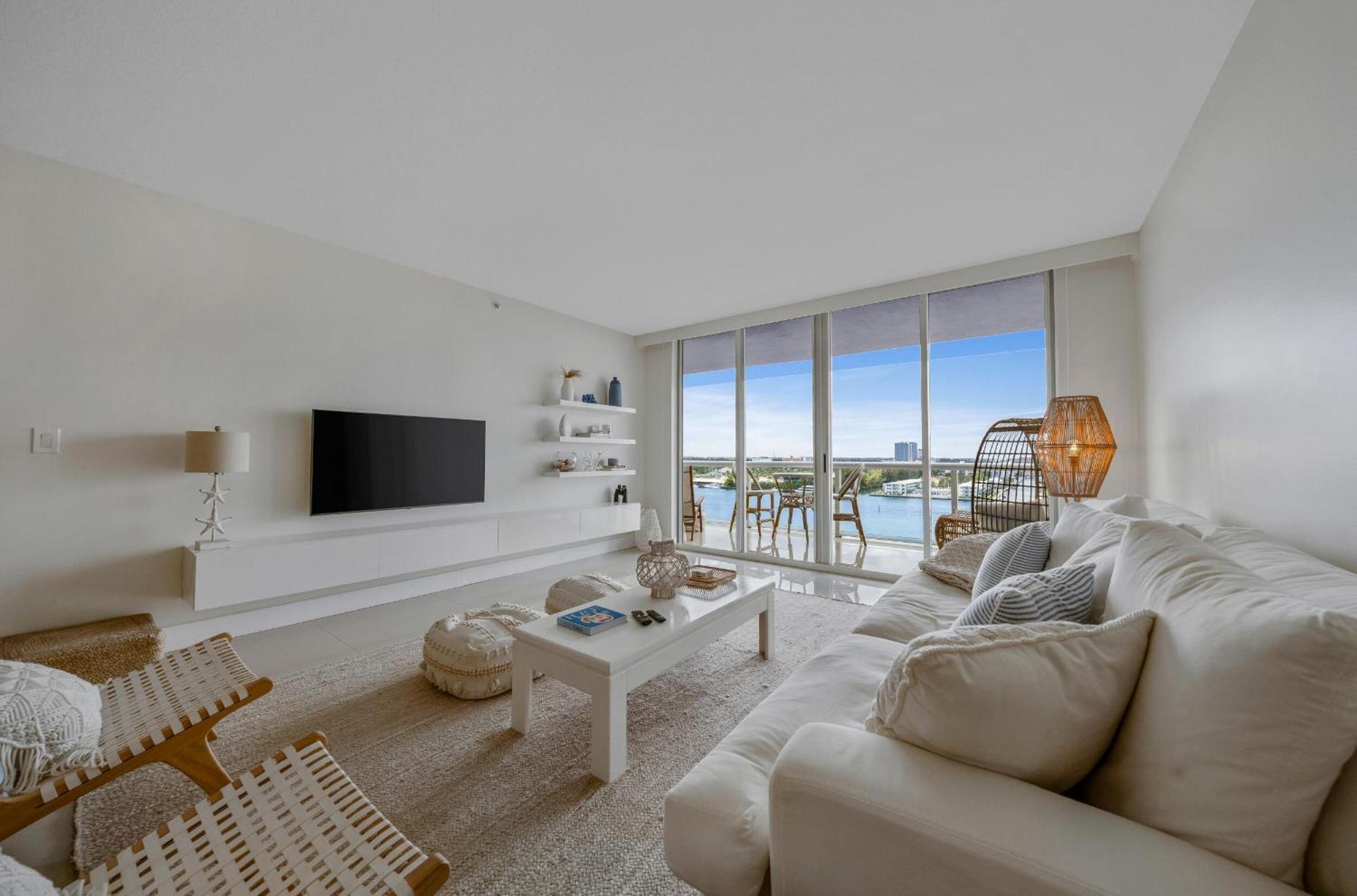 Relaxation At Its Finest - Oceanview Condo #1206 In Golden Bay With Free Parking Sunny Isles Beach Exterior photo