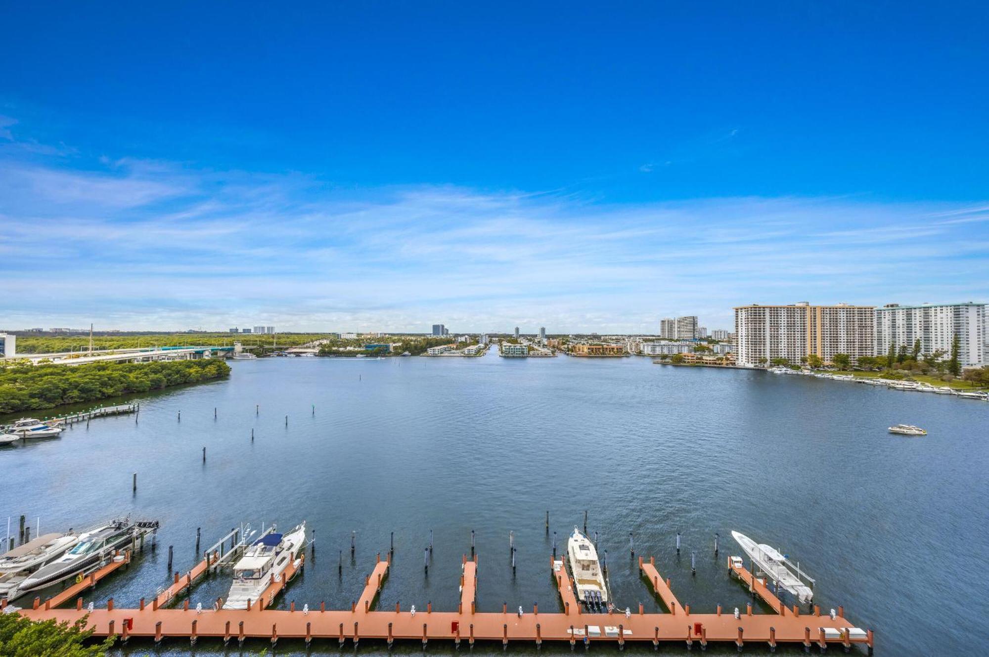 Relaxation At Its Finest - Oceanview Condo #1206 In Golden Bay With Free Parking Sunny Isles Beach Exterior photo